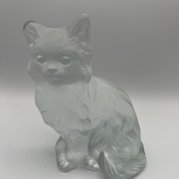 SOLD Viking Glass Frosted Cat Figurine 5 in Art Glass Original Sticker Bookend - Picture 6 of 10
